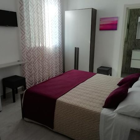 Flamingo Rooms Маргерита-ді-Савоя Екстер'єр фото