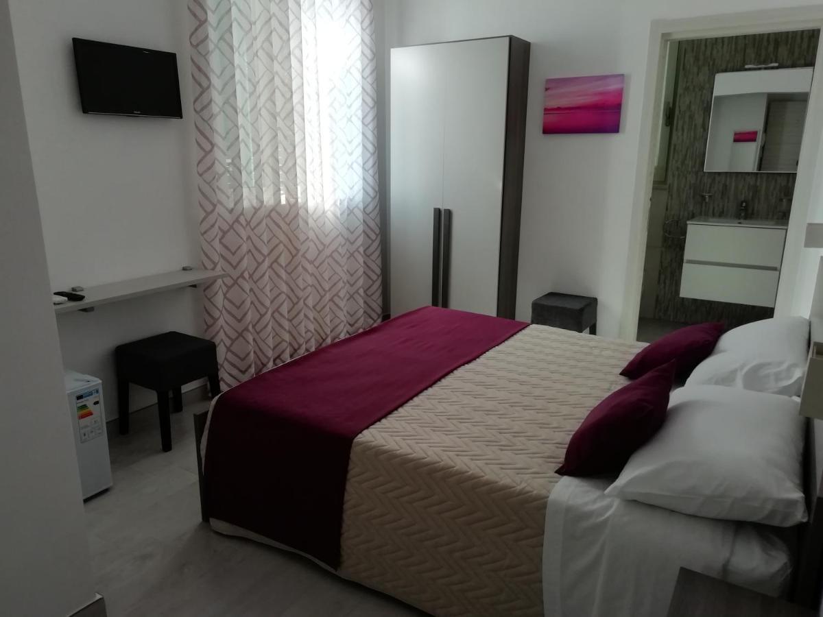 Flamingo Rooms Маргерита-ді-Савоя Екстер'єр фото