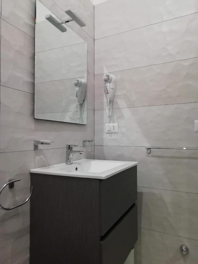 Flamingo Rooms Маргерита-ді-Савоя Екстер'єр фото